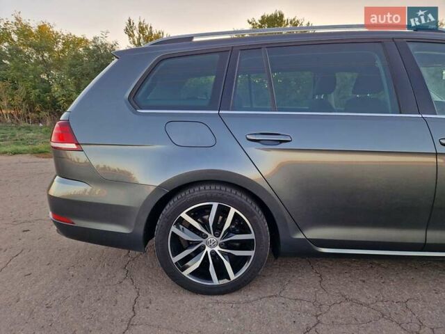 Серый Фольксваген Гольф, объемом двигателя 2 л и пробегом 237 тыс. км за 17200 $, фото 20 на Automoto.ua