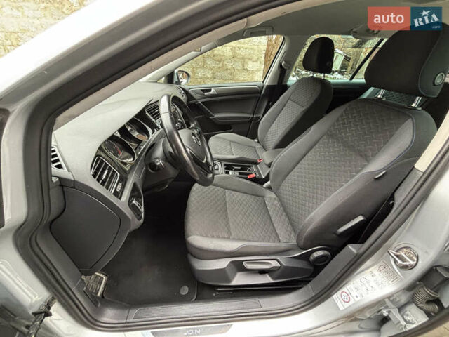 Серый Фольксваген Гольф, объемом двигателя 2 л и пробегом 207 тыс. км за 14700 $, фото 24 на Automoto.ua