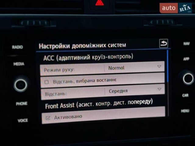 Серый Фольксваген Гольф, объемом двигателя 2 л и пробегом 223 тыс. км за 15900 $, фото 12 на Automoto.ua