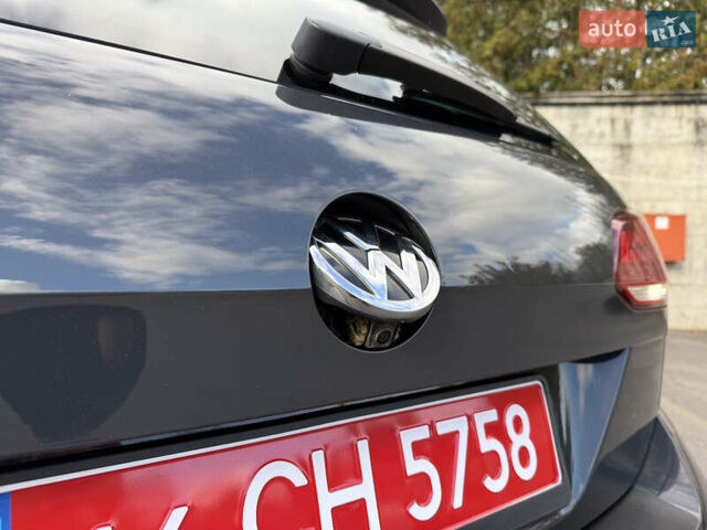 Сірий Фольксваген Гольф, об'ємом двигуна 2 л та пробігом 249 тис. км за 15999 $, фото 78 на Automoto.ua