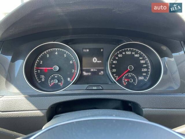 Серый Фольксваген Гольф, объемом двигателя 1.8 л и пробегом 143 тыс. км за 10999 $, фото 17 на Automoto.ua