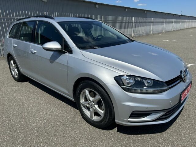 Серый Фольксваген Гольф, объемом двигателя 1.6 л и пробегом 176 тыс. км за 13500 $, фото 3 на Automoto.ua