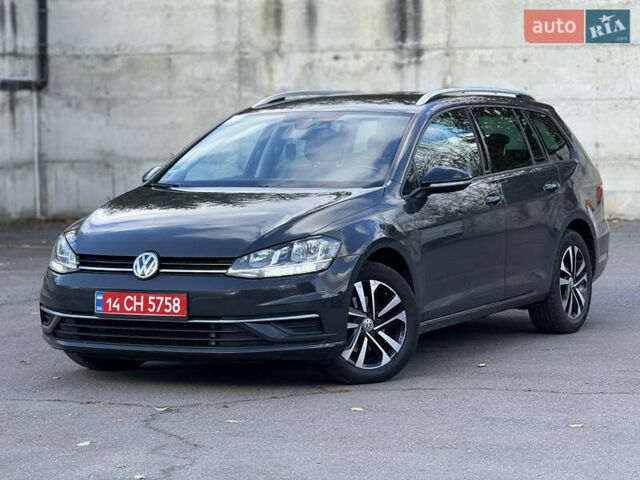 Сірий Фольксваген Гольф, об'ємом двигуна 2 л та пробігом 249 тис. км за 15999 $, фото 2 на Automoto.ua