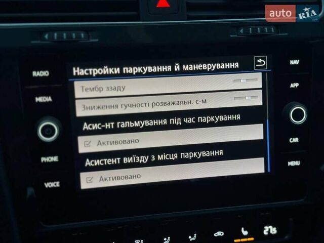 Серый Фольксваген Гольф, объемом двигателя 2 л и пробегом 223 тыс. км за 15900 $, фото 11 на Automoto.ua