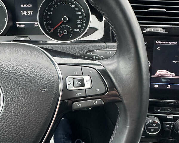 Серый Фольксваген Гольф, объемом двигателя 1.6 л и пробегом 148 тыс. км за 15500 $, фото 32 на Automoto.ua