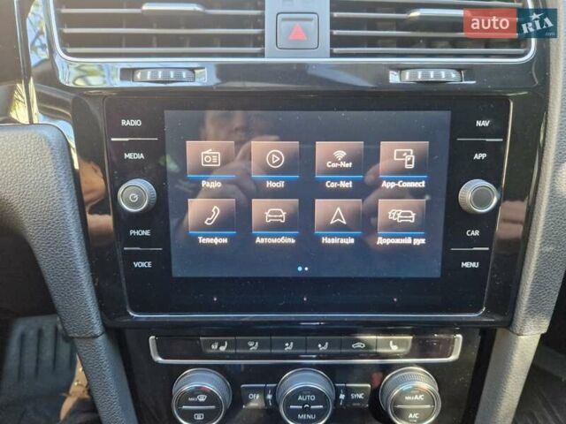 Серый Фольксваген Гольф, объемом двигателя 2 л и пробегом 237 тыс. км за 17200 $, фото 44 на Automoto.ua