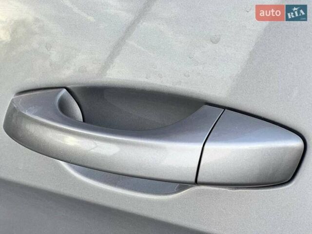 Серый Фольксваген Гольф, объемом двигателя 1.6 л и пробегом 214 тыс. км за 12490 $, фото 13 на Automoto.ua