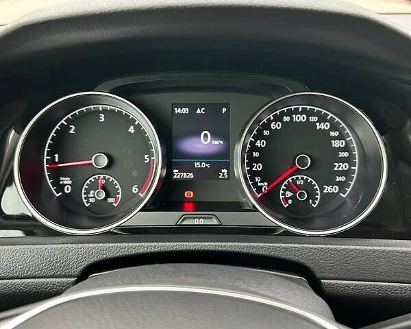 Фольксваген Гольф 2019 в Днепре (Днепропетровске) на Automoto.ua Серый Фольксваген Гольф, объемом двигателя 1.97 л и пробегом 228 тыс. км за 16700 $, фото 26 на Automoto.ua