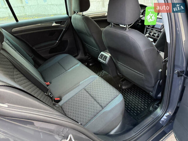 Сірий Фольксваген Гольф, об'ємом двигуна 2 л та пробігом 249 тис. км за 15850 $, фото 43 на Automoto.ua