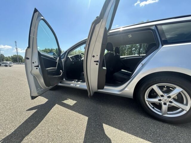 Серый Фольксваген Гольф, объемом двигателя 1.6 л и пробегом 176 тыс. км за 13500 $, фото 19 на Automoto.ua