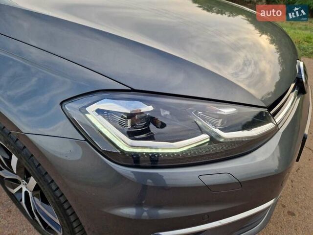 Серый Фольксваген Гольф, объемом двигателя 2 л и пробегом 237 тыс. км за 17200 $, фото 30 на Automoto.ua