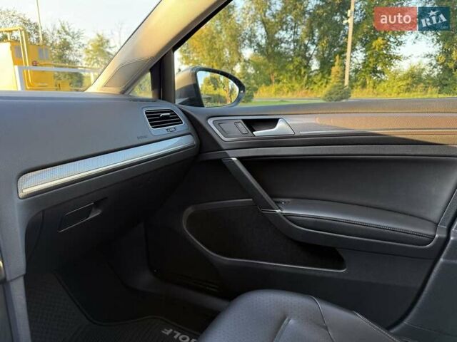 Сірий Фольксваген Гольф, об'ємом двигуна 1.8 л та пробігом 129 тис. км за 13500 $, фото 10 на Automoto.ua