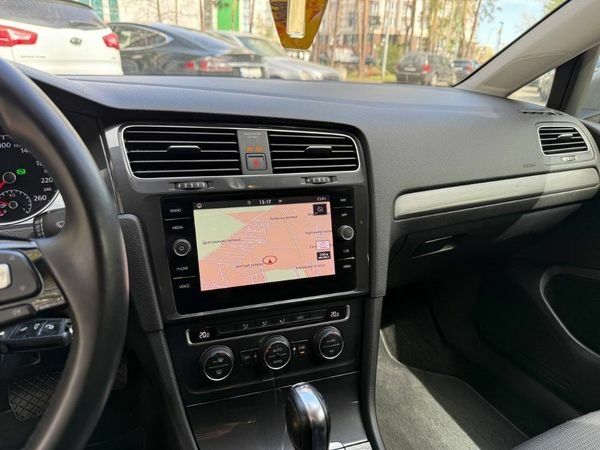 Серый Фольксваген Гольф, объемом двигателя 1.6 л и пробегом 207 тыс. км за 13899 $, фото 12 на Automoto.ua