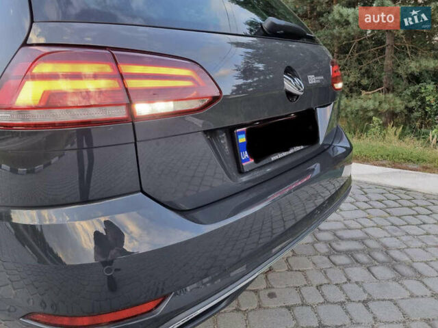 Серый Фольксваген Гольф, объемом двигателя 1.97 л и пробегом 245 тыс. км за 15350 $, фото 4 на Automoto.ua