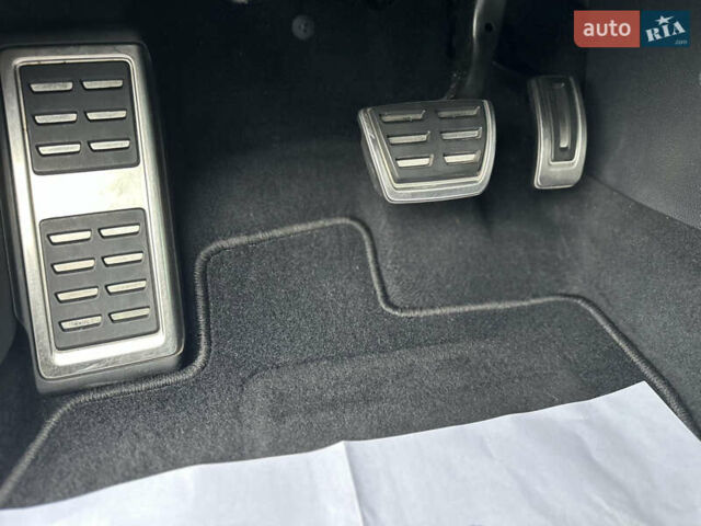 Серый Фольксваген Гольф, объемом двигателя 1.6 л и пробегом 148 тыс. км за 15500 $, фото 27 на Automoto.ua