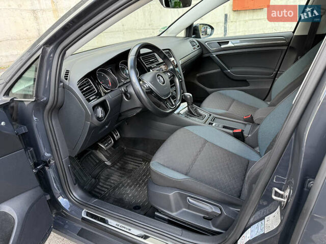 Сірий Фольксваген Гольф, об'ємом двигуна 2 л та пробігом 249 тис. км за 15850 $, фото 18 на Automoto.ua