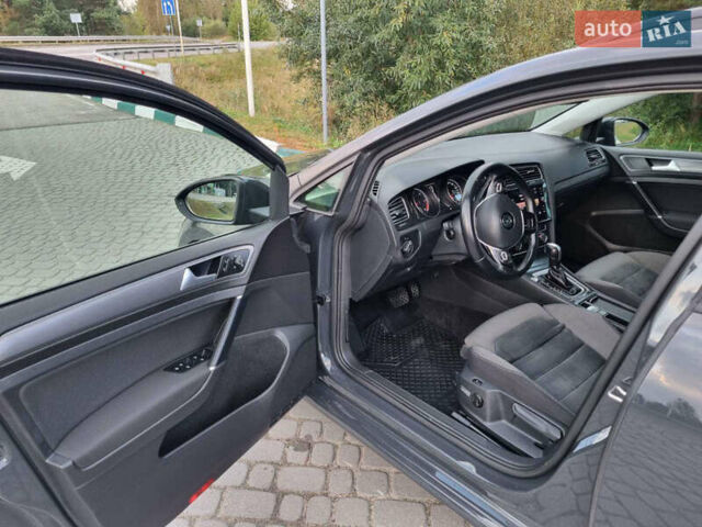 Серый Фольксваген Гольф, объемом двигателя 1.97 л и пробегом 245 тыс. км за 15350 $, фото 8 на Automoto.ua