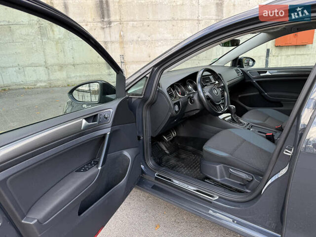 Сірий Фольксваген Гольф, об'ємом двигуна 2 л та пробігом 249 тис. км за 15850 $, фото 15 на Automoto.ua