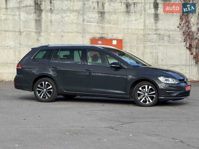 Сірий Фольксваген Гольф, об'ємом двигуна 2 л та пробігом 249 тис. км за 15999 $, фото 8 на Automoto.ua