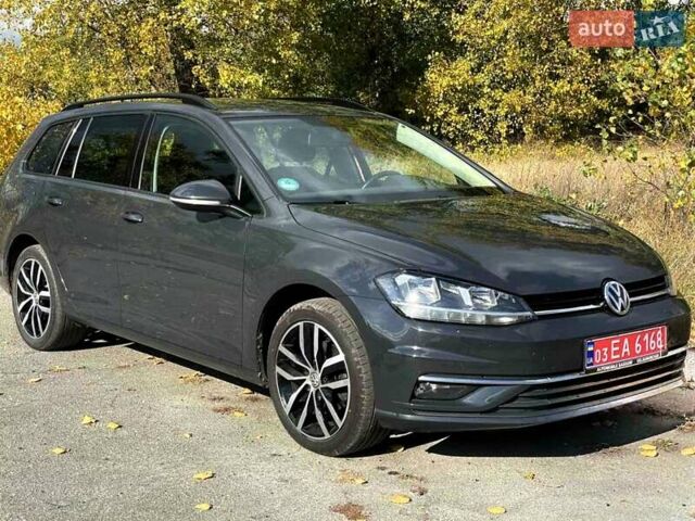 Серый Фольксваген Гольф, объемом двигателя 1.97 л и пробегом 236 тыс. км за 15900 $, фото 2 на Automoto.ua