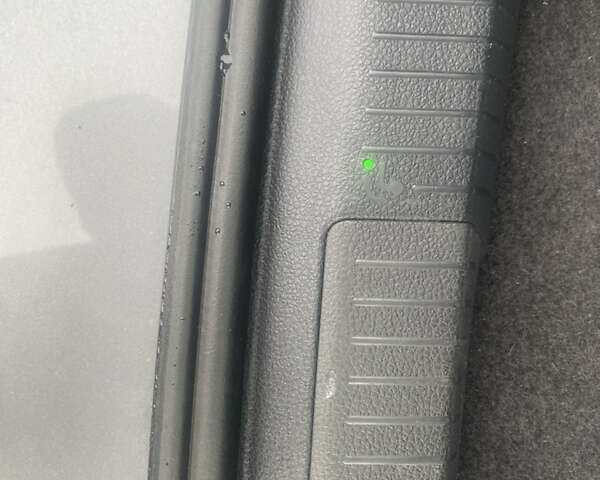 Сірий Фольксваген Гольф, об'ємом двигуна 1.6 л та пробігом 225 тис. км за 13999 $, фото 11 на Automoto.ua