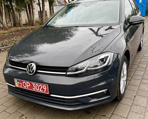 Серый Фольксваген Гольф, объемом двигателя 2 л и пробегом 260 тыс. км за 15750 $, фото 2 на Automoto.ua