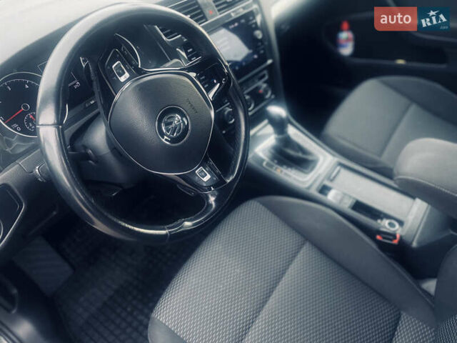 Сірий Фольксваген Гольф, об'ємом двигуна 1.6 л та пробігом 225 тис. км за 13999 $, фото 15 на Automoto.ua