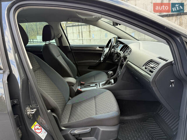 Сірий Фольксваген Гольф, об'ємом двигуна 2 л та пробігом 249 тис. км за 15999 $, фото 72 на Automoto.ua