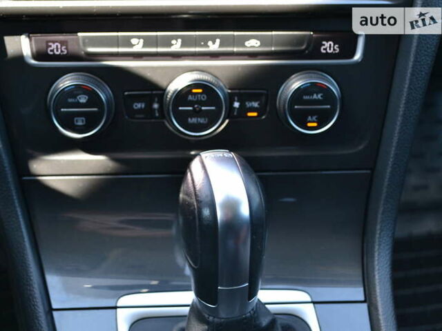 Серый Фольксваген Гольф, объемом двигателя 1.6 л и пробегом 194 тыс. км за 14300 $, фото 38 на Automoto.ua