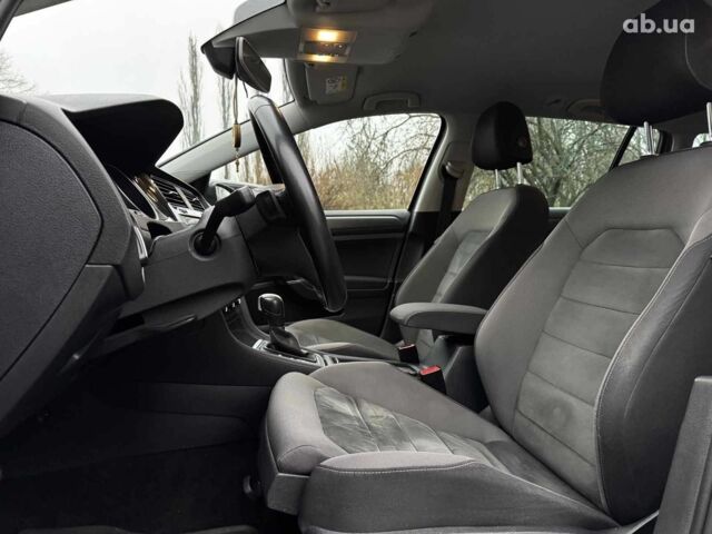 Серый Фольксваген Гольф, объемом двигателя 2 л и пробегом 249 тыс. км за 14990 $, фото 18 на Automoto.ua