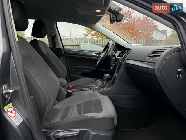 Серый Фольксваген Гольф, объемом двигателя 2 л и пробегом 197 тыс. км за 16790 $, фото 31 на Automoto.ua