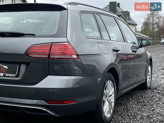 Серый Фольксваген Гольф, объемом двигателя 2 л и пробегом 197 тыс. км за 16790 $, фото 12 на Automoto.ua