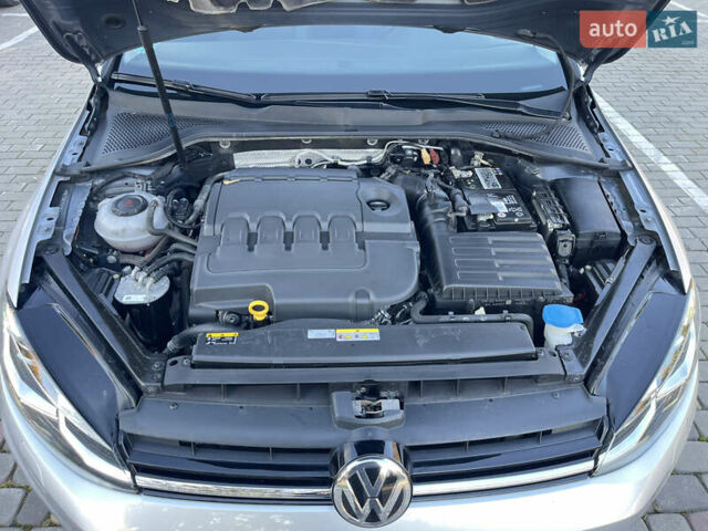 Фольксваген Гольф 2020 в Луцке на Automoto.ua Серый Фольксваген Гольф, объемом двигателя 1.97 л и пробегом 193 тыс. км за 17500 $, фото 34 на Automoto.ua