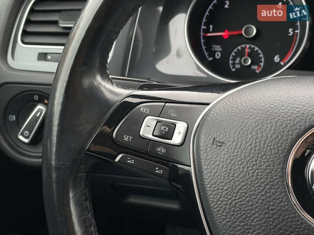 Серый Фольксваген Гольф, объемом двигателя 2 л и пробегом 197 тыс. км за 16790 $, фото 37 на Automoto.ua