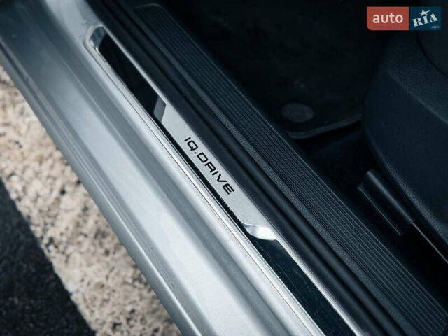 Серый Фольксваген Гольф, объемом двигателя 1.97 л и пробегом 193 тыс. км за 17200 $, фото 57 на Automoto.ua