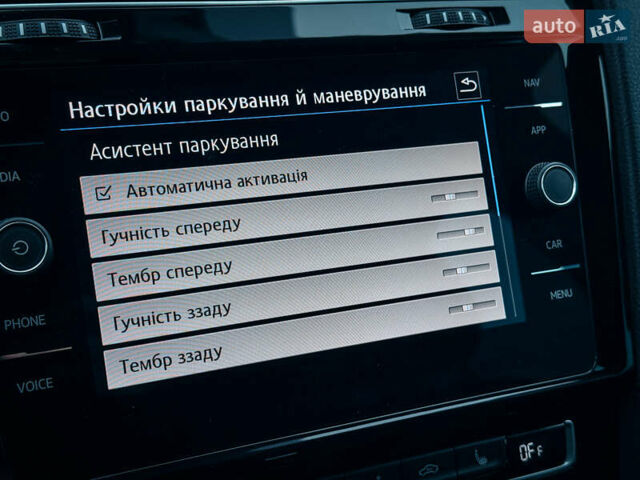 Серый Фольксваген Гольф, объемом двигателя 1.97 л и пробегом 193 тыс. км за 17200 $, фото 96 на Automoto.ua