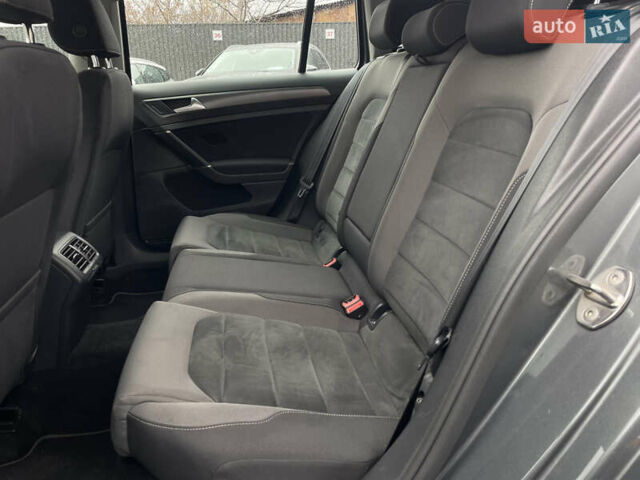 Серый Фольксваген Гольф, объемом двигателя 2 л и пробегом 197 тыс. км за 16790 $, фото 22 на Automoto.ua