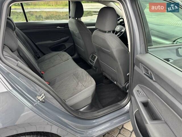 Серый Фольксваген Гольф, объемом двигателя 2 л и пробегом 160 тыс. км за 20800 $, фото 31 на Automoto.ua