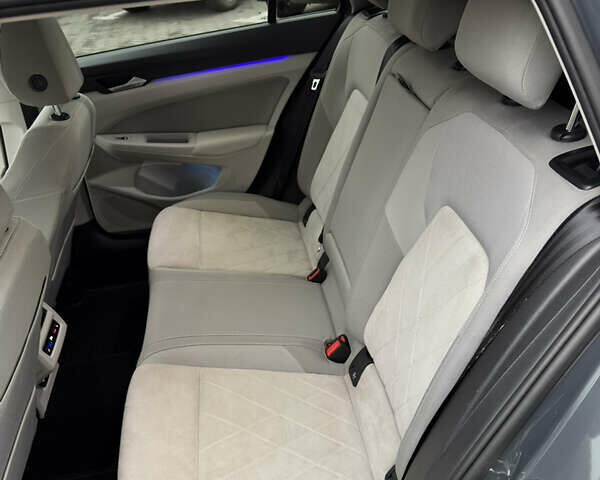 Сірий Фольксваген Гольф, об'ємом двигуна 1.97 л та пробігом 184 тис. км за 23500 $, фото 15 на Automoto.ua