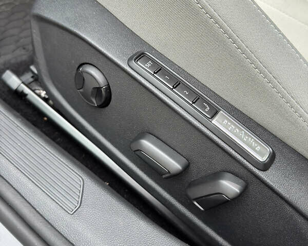 Сірий Фольксваген Гольф, об'ємом двигуна 1.97 л та пробігом 184 тис. км за 23500 $, фото 11 на Automoto.ua