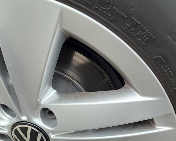 Серый Фольксваген Гольф, объемом двигателя 1.97 л и пробегом 178 тыс. км за 23500 $, фото 5 на Automoto.ua