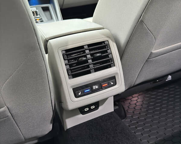 Сірий Фольксваген Гольф, об'ємом двигуна 1.97 л та пробігом 184 тис. км за 23500 $, фото 25 на Automoto.ua