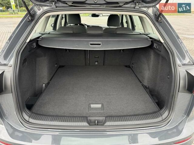 Серый Фольксваген Гольф, объемом двигателя 2 л и пробегом 160 тыс. км за 20800 $, фото 24 на Automoto.ua