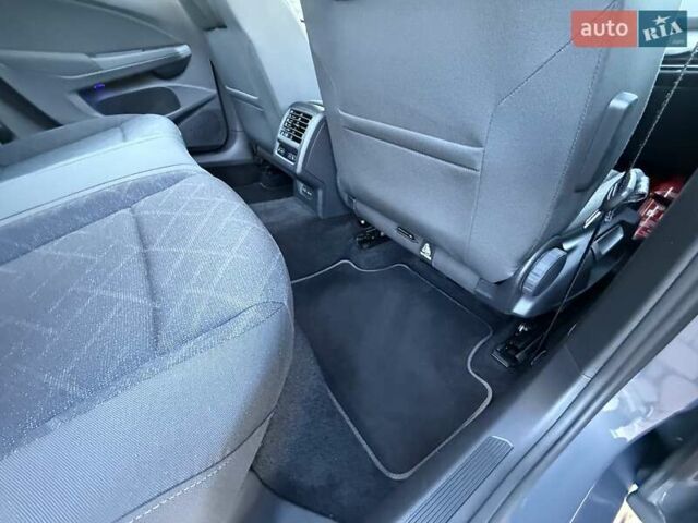 Серый Фольксваген Гольф, объемом двигателя 2 л и пробегом 167 тыс. км за 19990 $, фото 36 на Automoto.ua