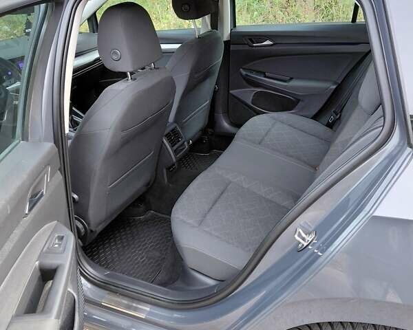 Серый Фольксваген Гольф, объемом двигателя 2 л и пробегом 146 тыс. км за 19400 $, фото 8 на Automoto.ua