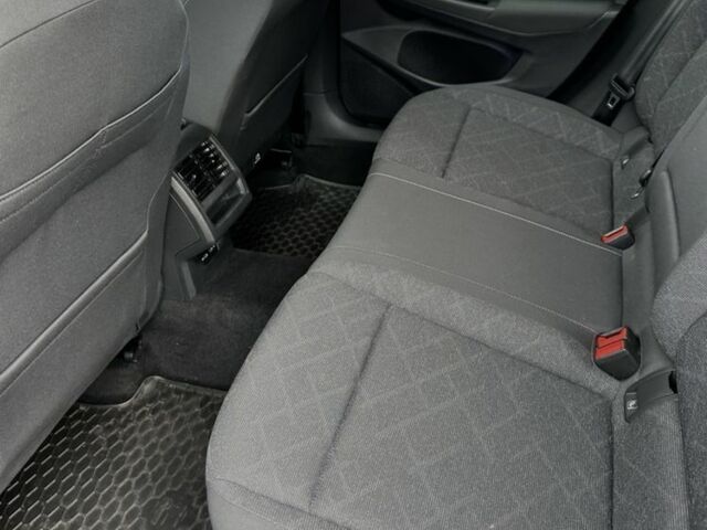 Серый Фольксваген Гольф, объемом двигателя 1.5 л и пробегом 175 тыс. км за 18700 $, фото 10 на Automoto.ua