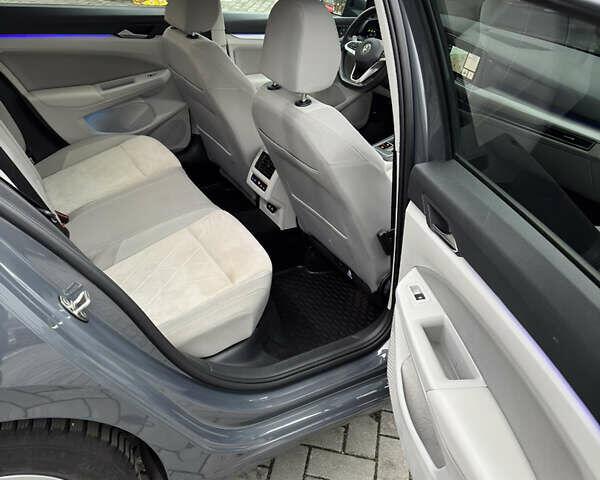 Сірий Фольксваген Гольф, об'ємом двигуна 1.97 л та пробігом 184 тис. км за 23500 $, фото 14 на Automoto.ua