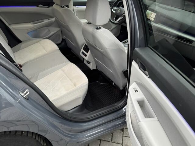 Серый Фольксваген Гольф, объемом двигателя 2 л и пробегом 184 тыс. км за 23500 $, фото 14 на Automoto.ua