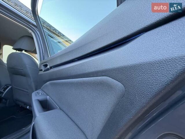 Серый Фольксваген Гольф, объемом двигателя 2 л и пробегом 167 тыс. км за 19990 $, фото 39 на Automoto.ua