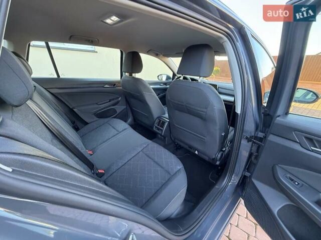 Серый Фольксваген Гольф, объемом двигателя 2 л и пробегом 167 тыс. км за 19990 $, фото 35 на Automoto.ua